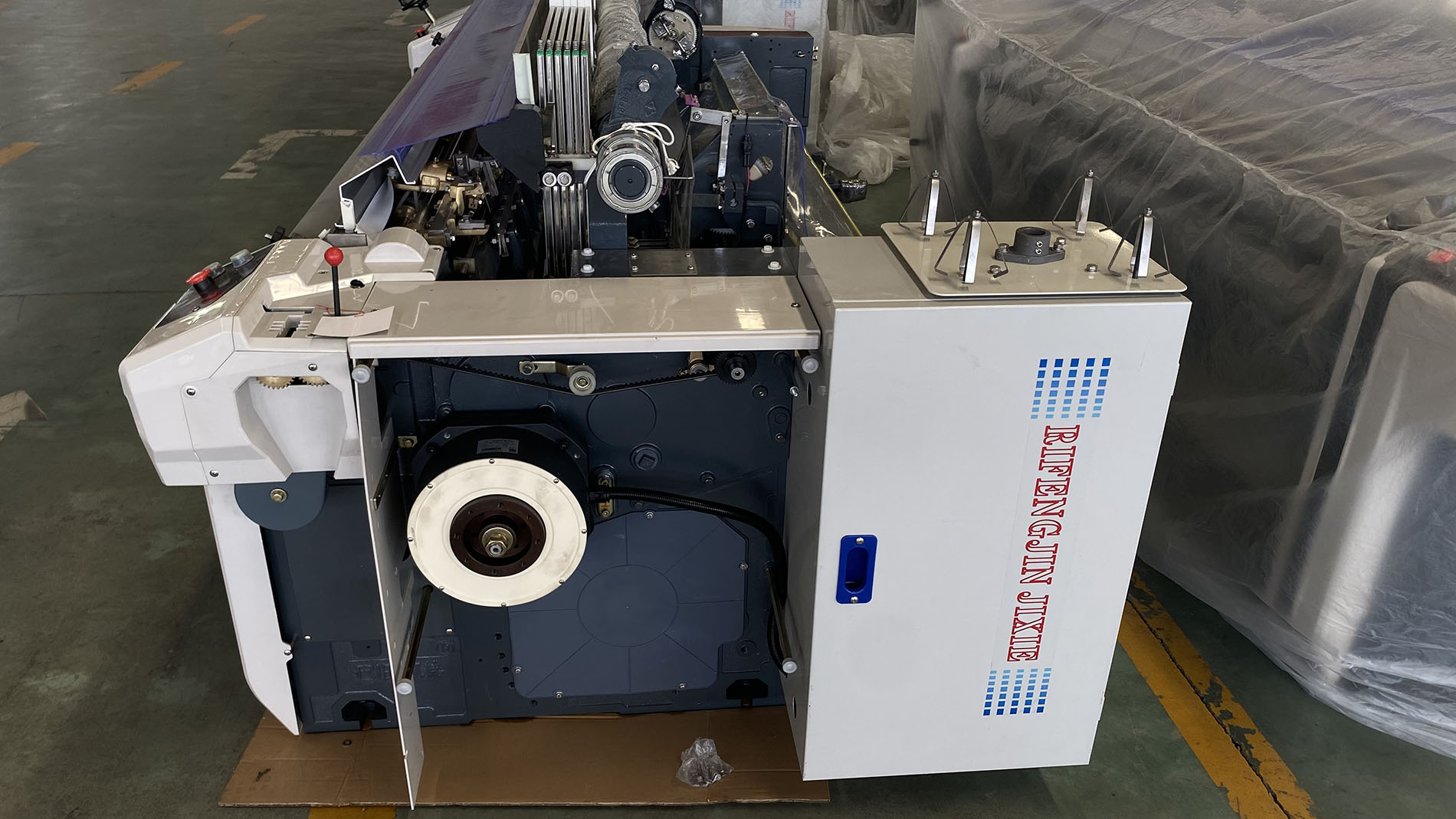 Electronic Cotton Fabric Air Jet Looms Mechanical Weaving Technology 1000 RPM