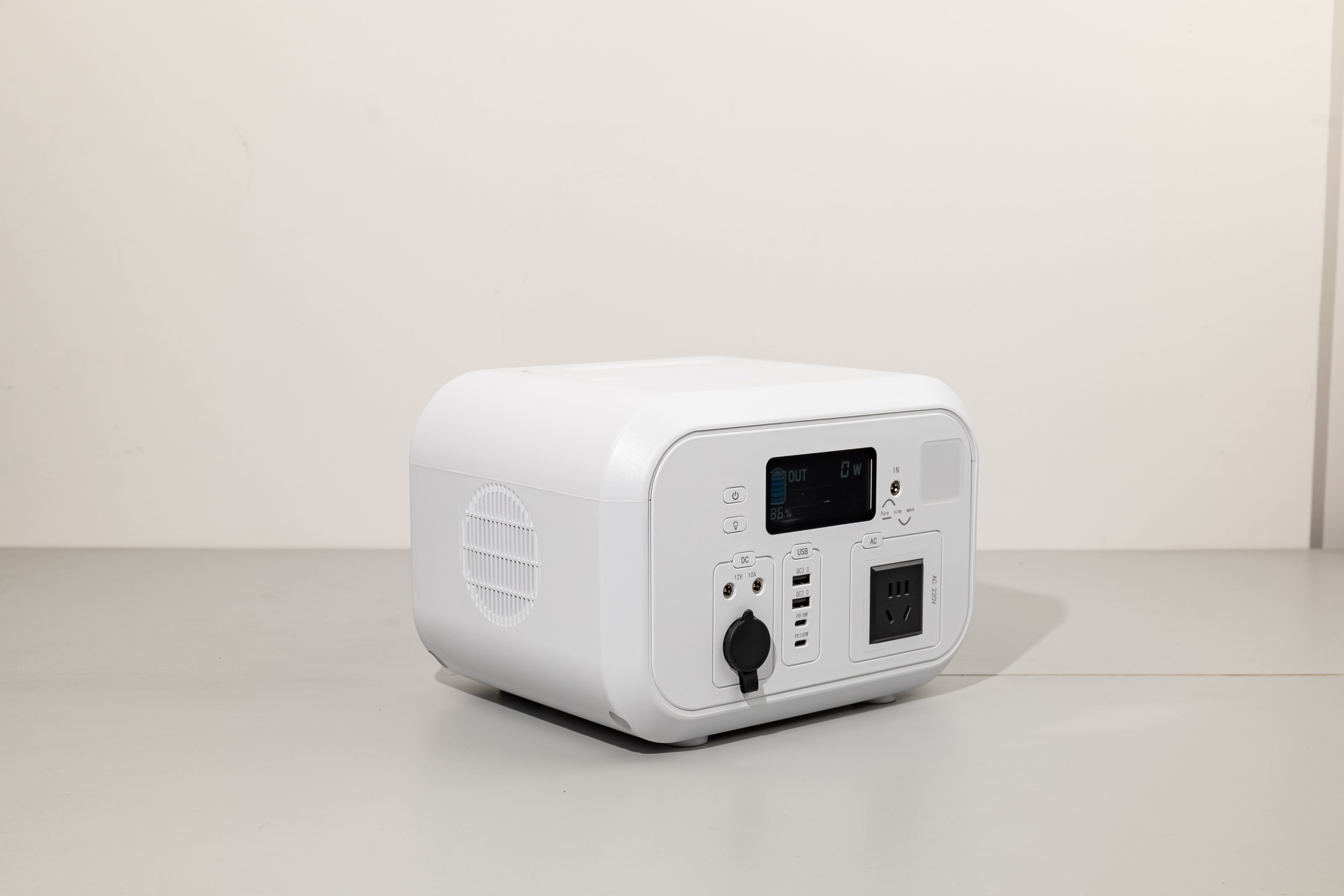 High Efficiency 600WH Solar Portable Power Station 220V Pure Sine Wave AC Outlets With App For Home Backup System