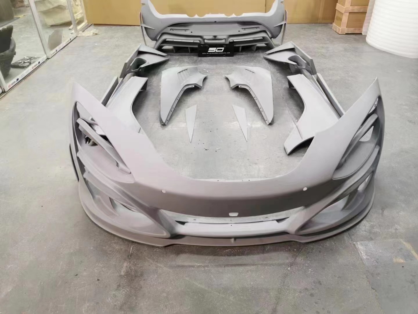 Dry Carbon Fiber for McLaren 720s Carbon Fiber Body Kit 720s Upgraded MSY-style Front and Rear Bumper Spoiler Hood