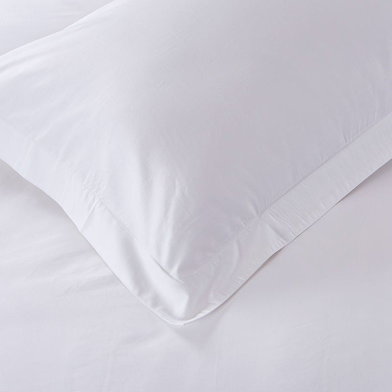 300TC Satin White King Size Hotel Duvet Quilt Cover Flat Sheet Set with Solid Pattern