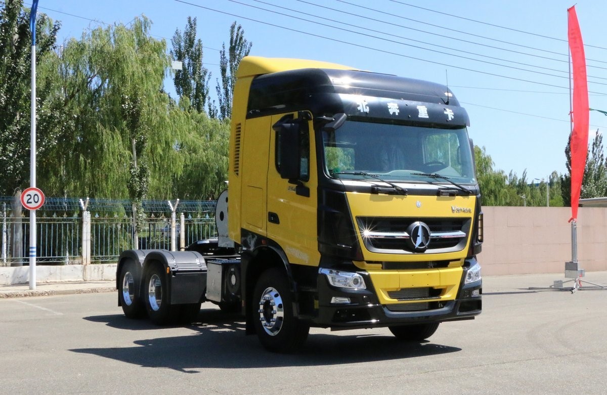 High Efficiency Brand New Beiben 6x4 4x2 380hp Tractor Head Truck Engineering Transportation