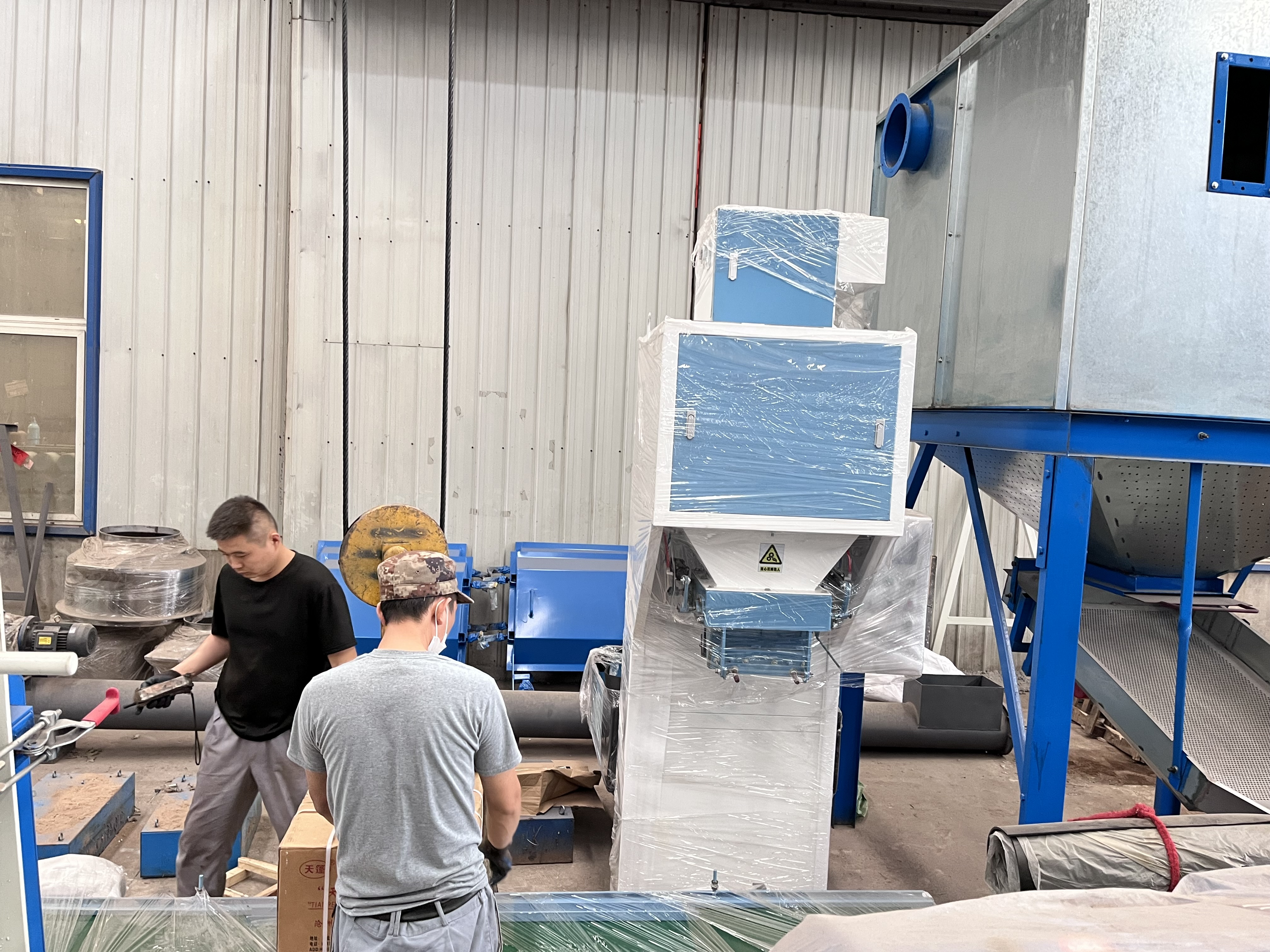 PLC Control Pellet Bagging Equipment 1500*1000*1800mm Wood Pellet Bagger