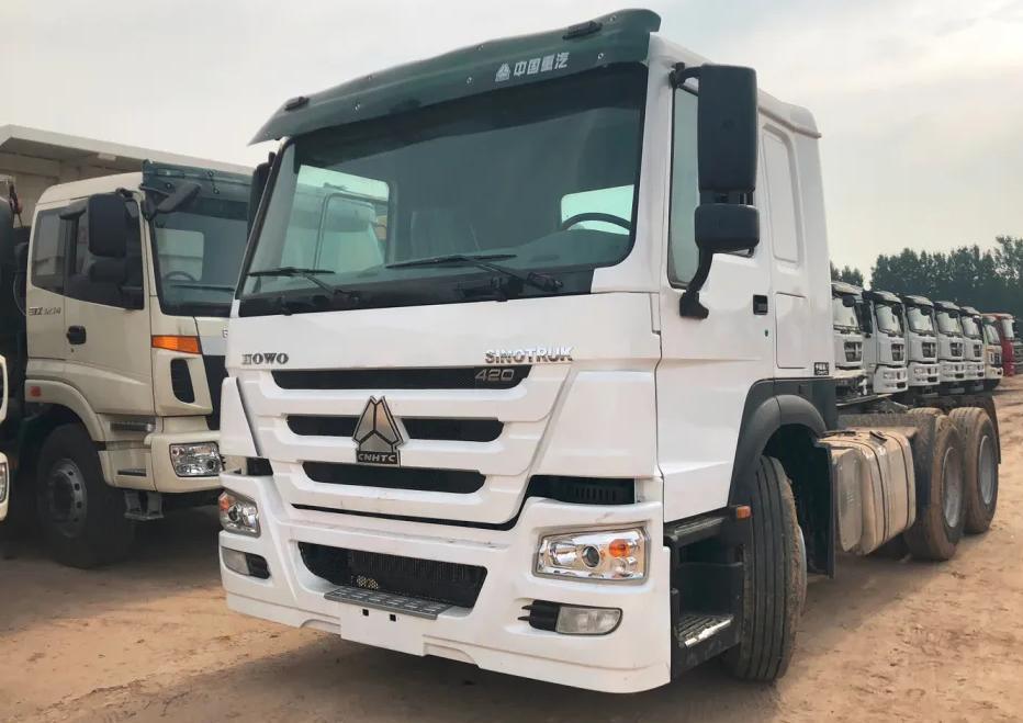 Sinotruk HOWO Used New Tire Heavy Duty Tractor Truck Trailer Head 6*4 2018 371-375HP