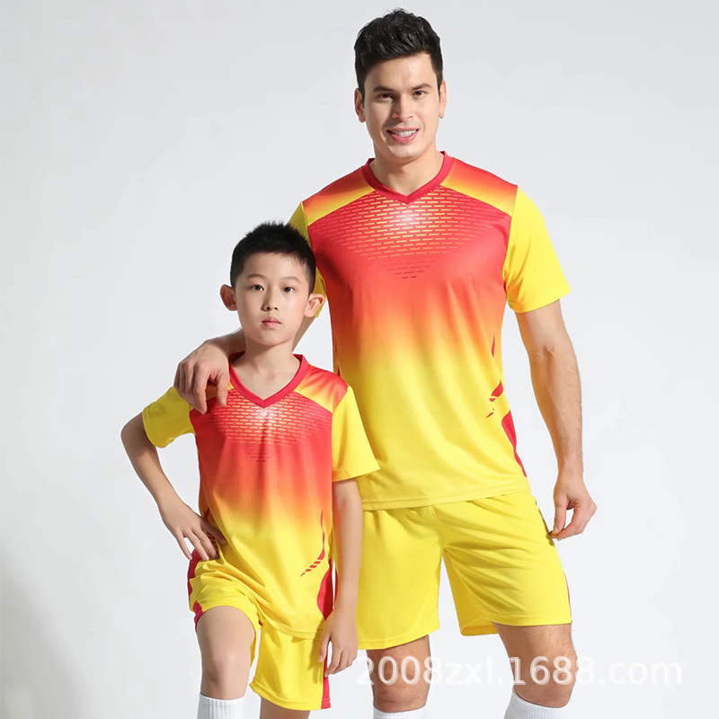 High quality Polyester Material soccer jersey shorts kits Uniforms outdoor indoor soccer uniforms set of men