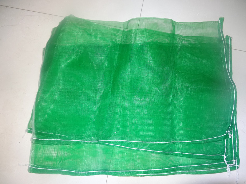 Thickness Customer's Demands Polypropylene Mesh Net Bag on Roll for Vegetables Fruits