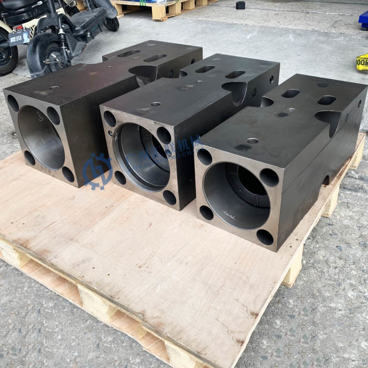 B2506800 Hydraulic Hammer Part Front Head For MSB700 MSB800 MSB900 Hydraulic Breaker