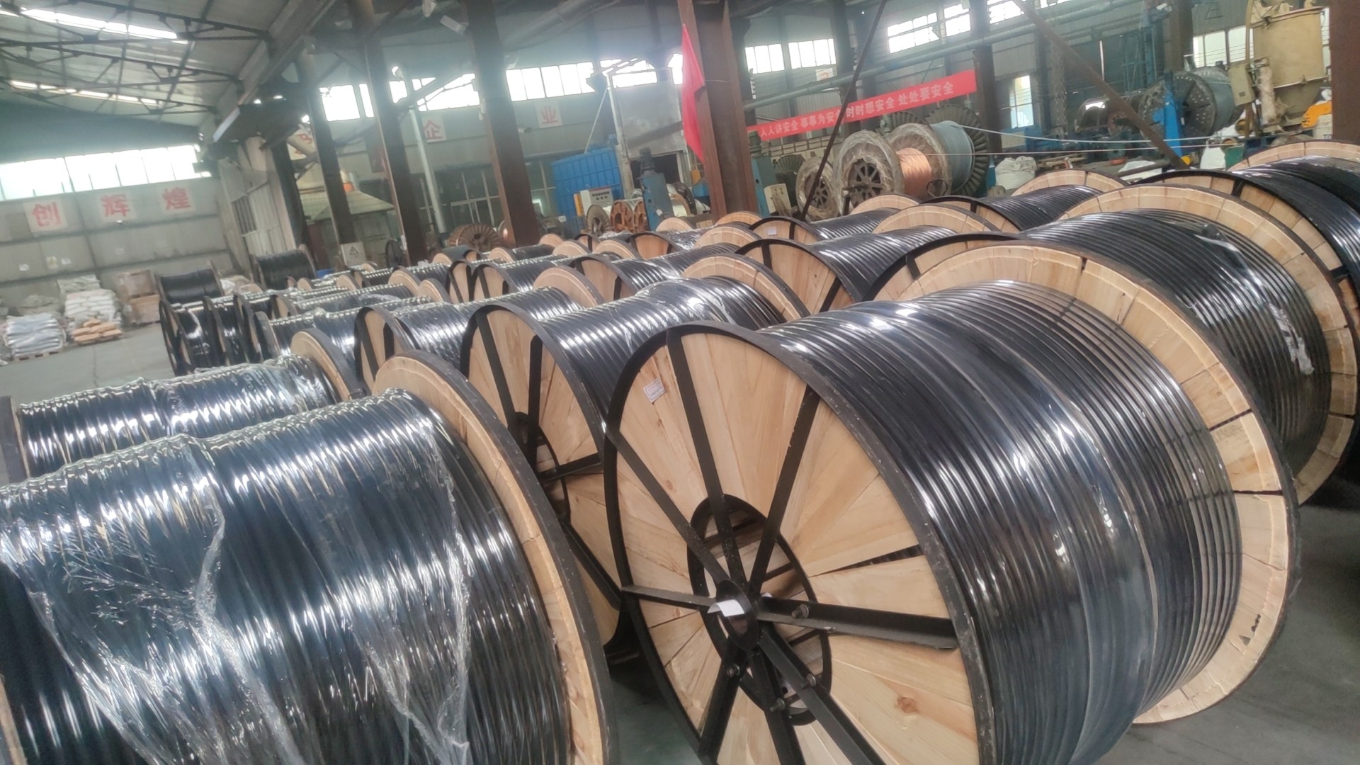 35KV UV/Ozone Resistant Aluminum Conductor Overhead HDPE Insulated Cable Weather Black XLPE Insulated