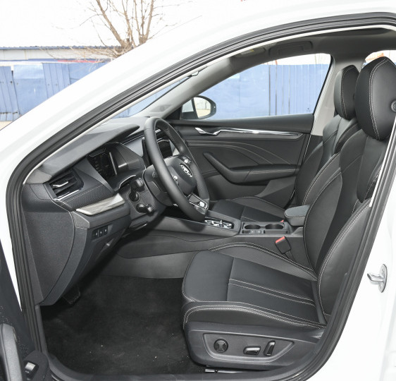 Skoda Octavia 2023 PRO TSI280 Shexiang Edition Compact 5 door 5 seat Gas hatchback