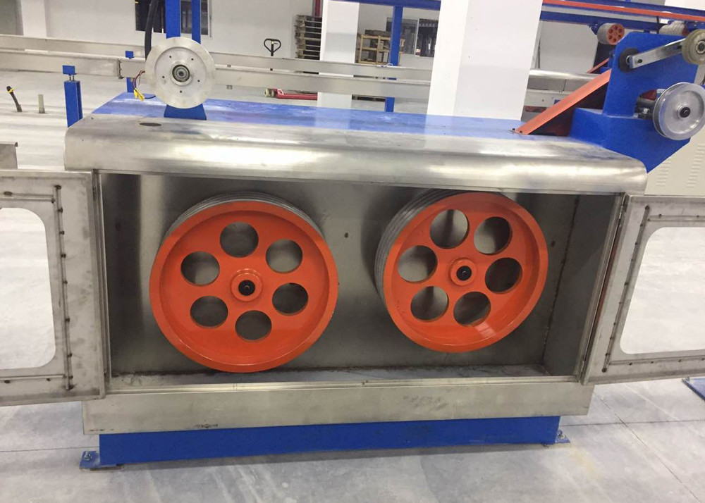 Automotive Wire Making Machine 0.5-2.5mm Cable Extrusion Line