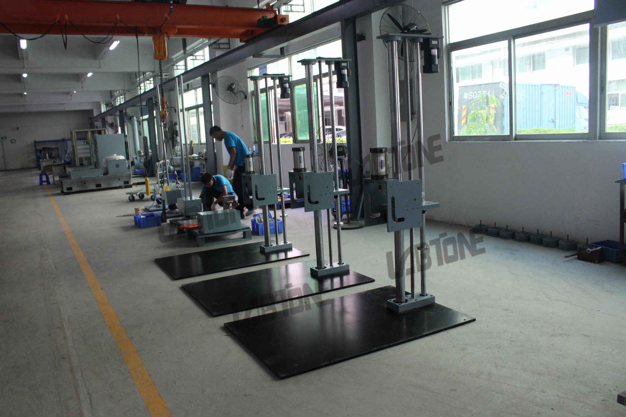 Package Drop Tester With 200cm Drop Height, Free Fall Drop 12 Month Warrenty