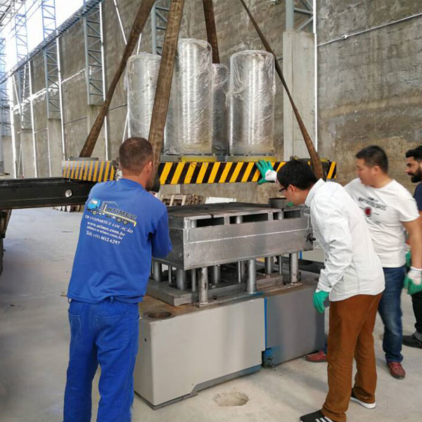Automatic Plastic Pallet Injection Molding Forming Machine