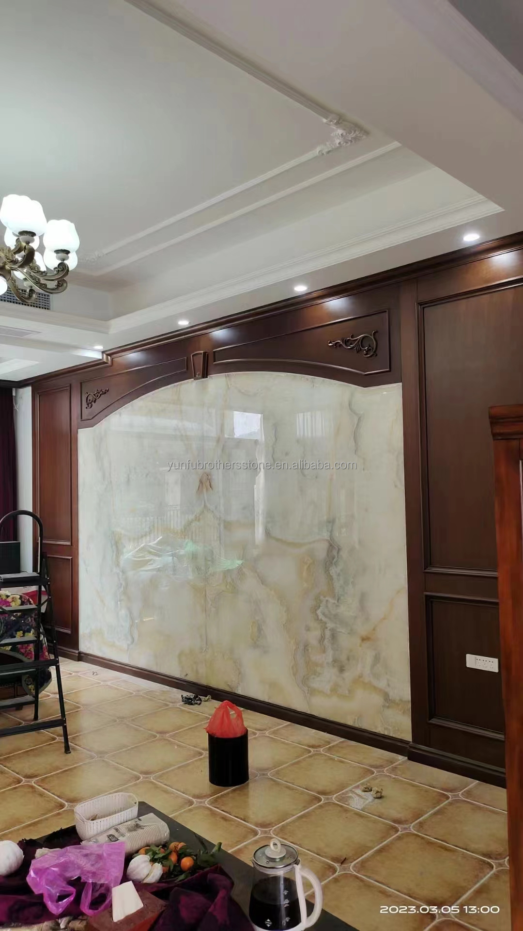 Modern White Onyx Marble Wall Bookmatched Slabs for Custom Natural Stone Decoration