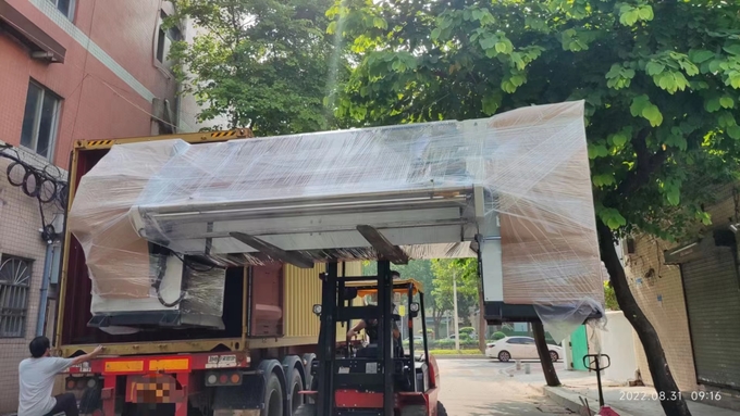 Computerized High Speed Non-Shuttle Multi-Needle Mattress Making Machine
