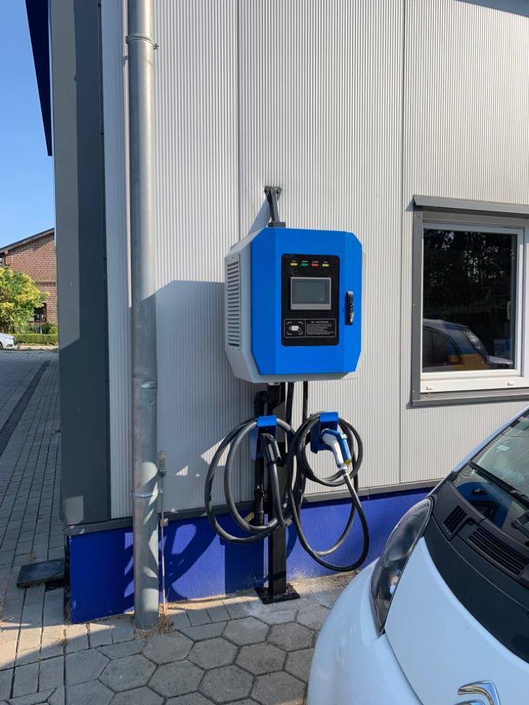 Type 2 IP55 IEC 61851 Commercial Electric Car Charger