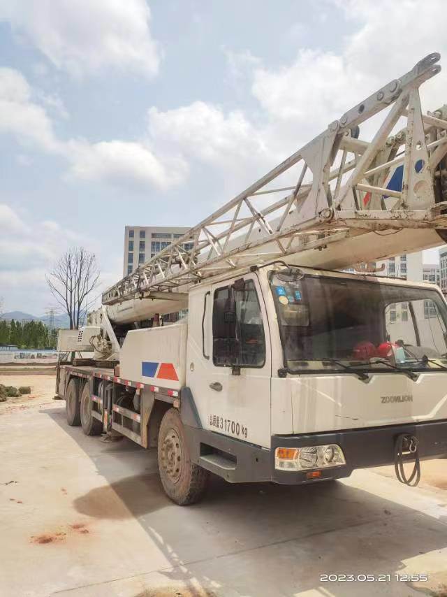 Good Original Condition 2012 Zoomlion 25t Truck Crane Used Mobile Crane for Sale