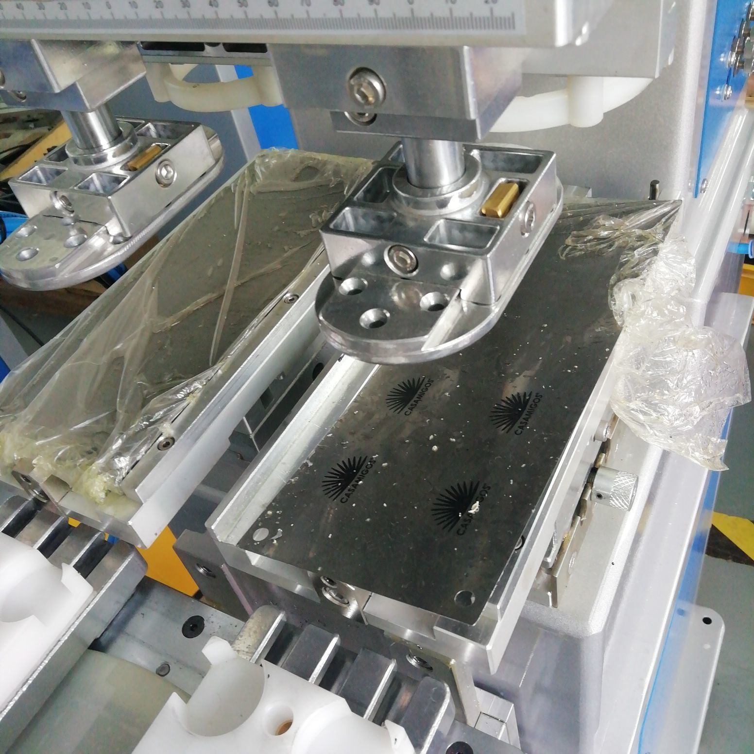 5pcs/Min Ink Cup Conveyor Style Silicon Pad Printing Equipment