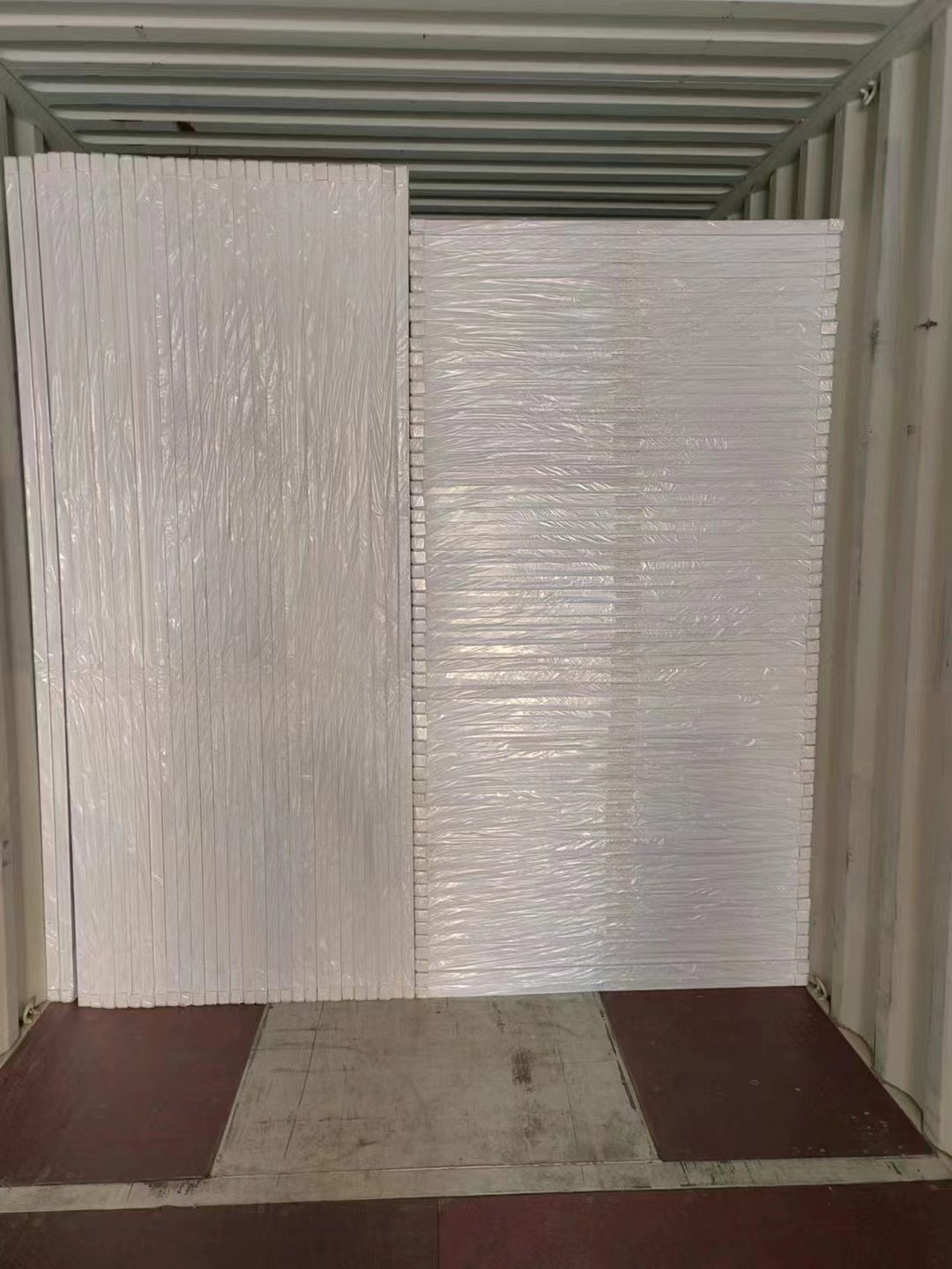 1220*1830mm 1220*2440mm 5mm 10mm Pvc Rigid Foam Board With Protective Film