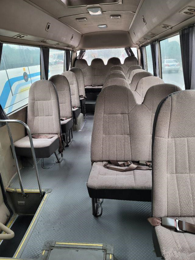 2015 Year 22 Seats Used Golden Dragon Coaster Bus , Used Mini Bus Coaster Bus 86kw With Luxury Seats