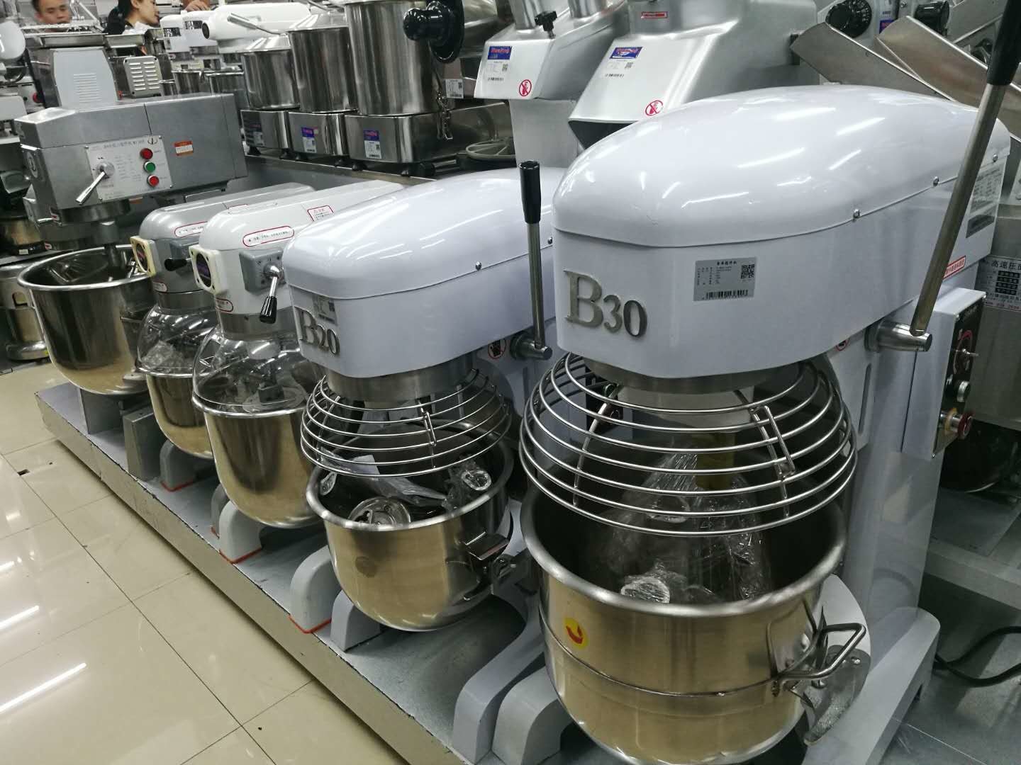 China Food Processing Equipments Eggbeater And Dough Mixer Frequency Conversion Speed 20L Max.Kneading 6KG factory Foo