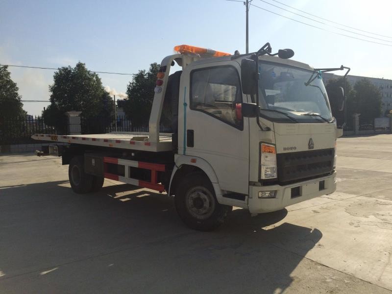 Car Carrier Flatbed Tow Truck Wrecker Truck Road Towing Truck 2 Persons' Seat