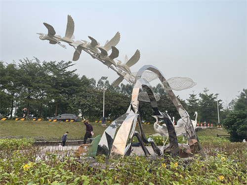 Decorative Stainless Steel Garden Statues Outdoor Customized Love Garden Statue