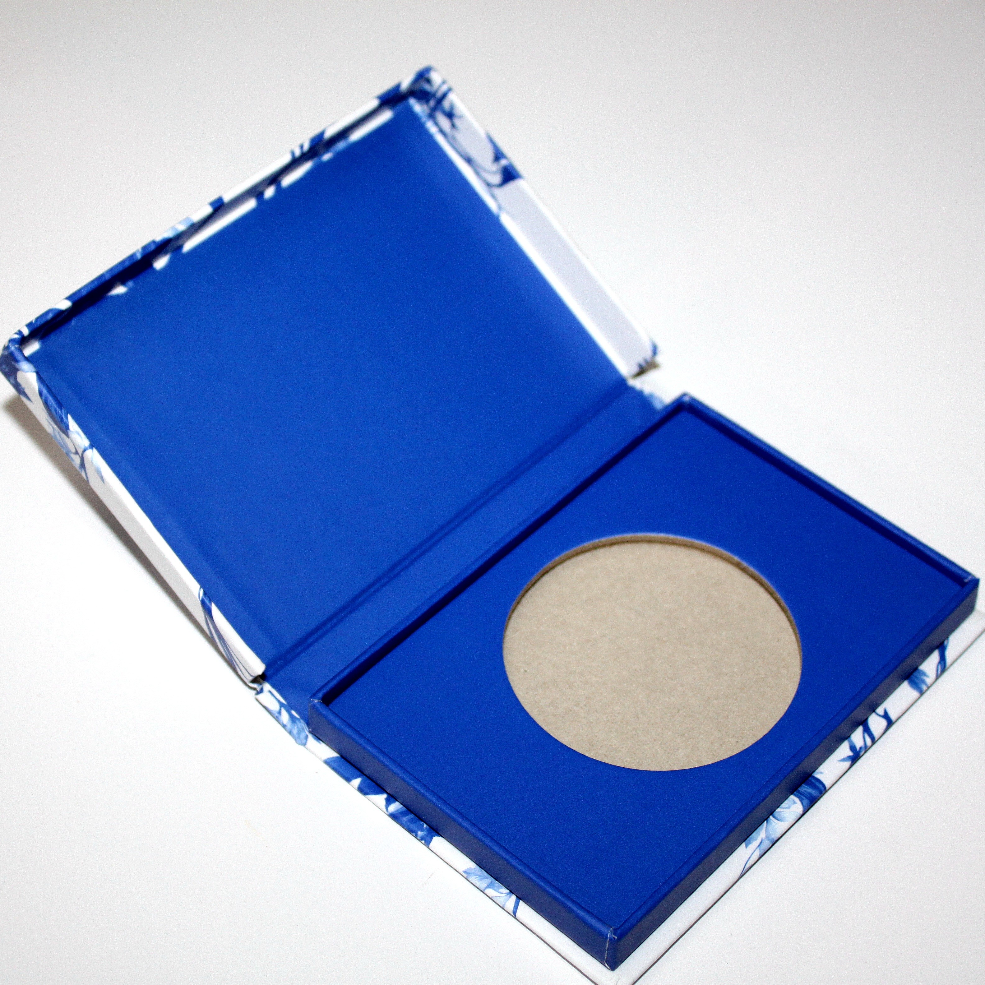 Empty Baked Eyeshadow Palette DIAM 59MM Pantone CMYK Color Palette