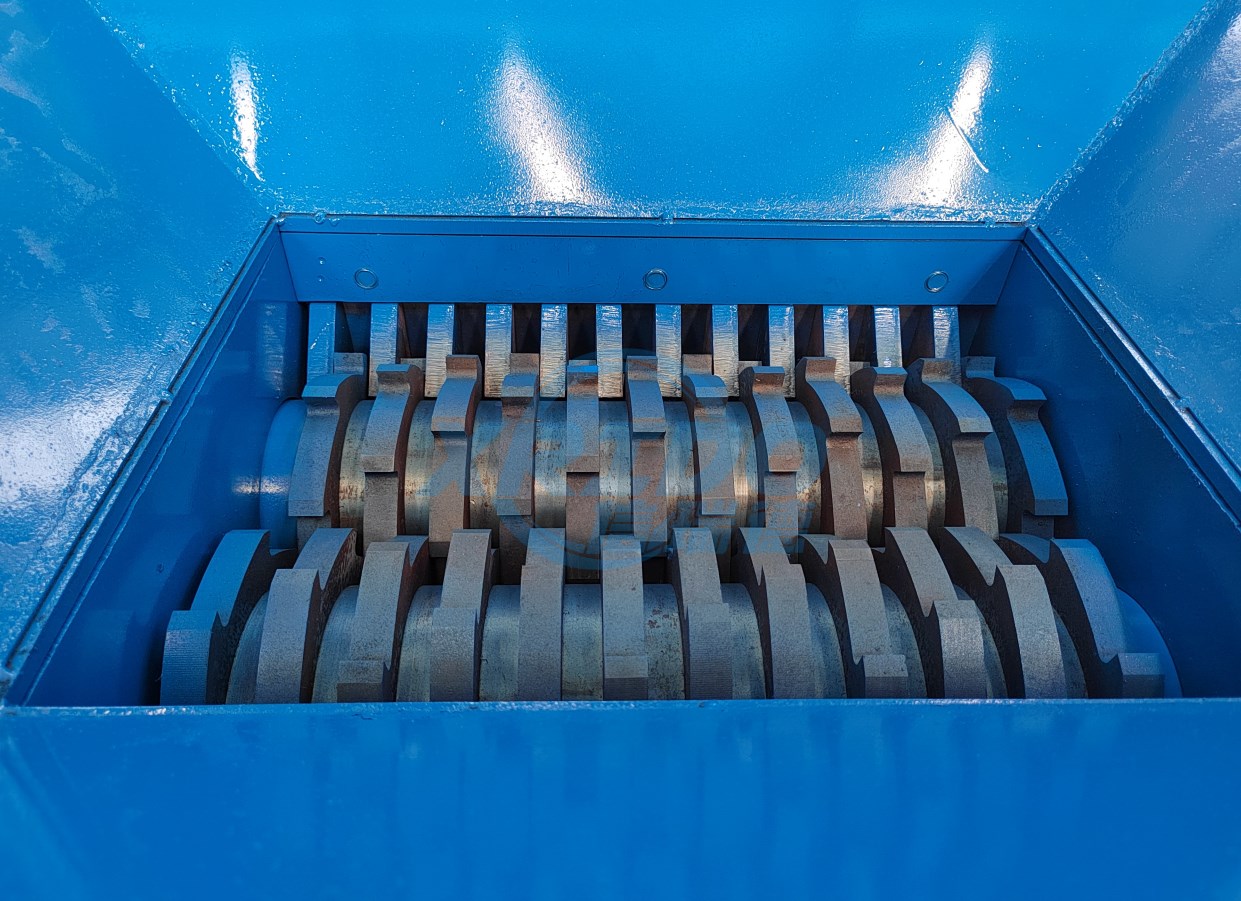 Dual Shaft Aluminium Can Shredder Crushing Industrial Shredder For Metal