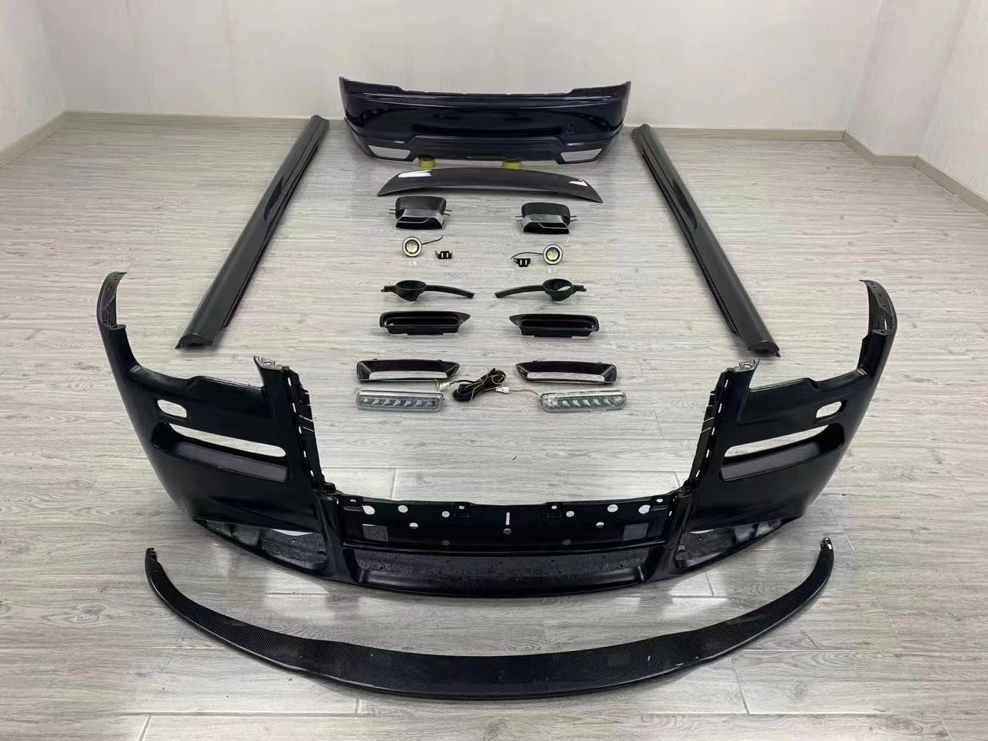 CSS Design Body Kit Rolls Royce 2008 - 2016 Carbon Fibre Body Kit
