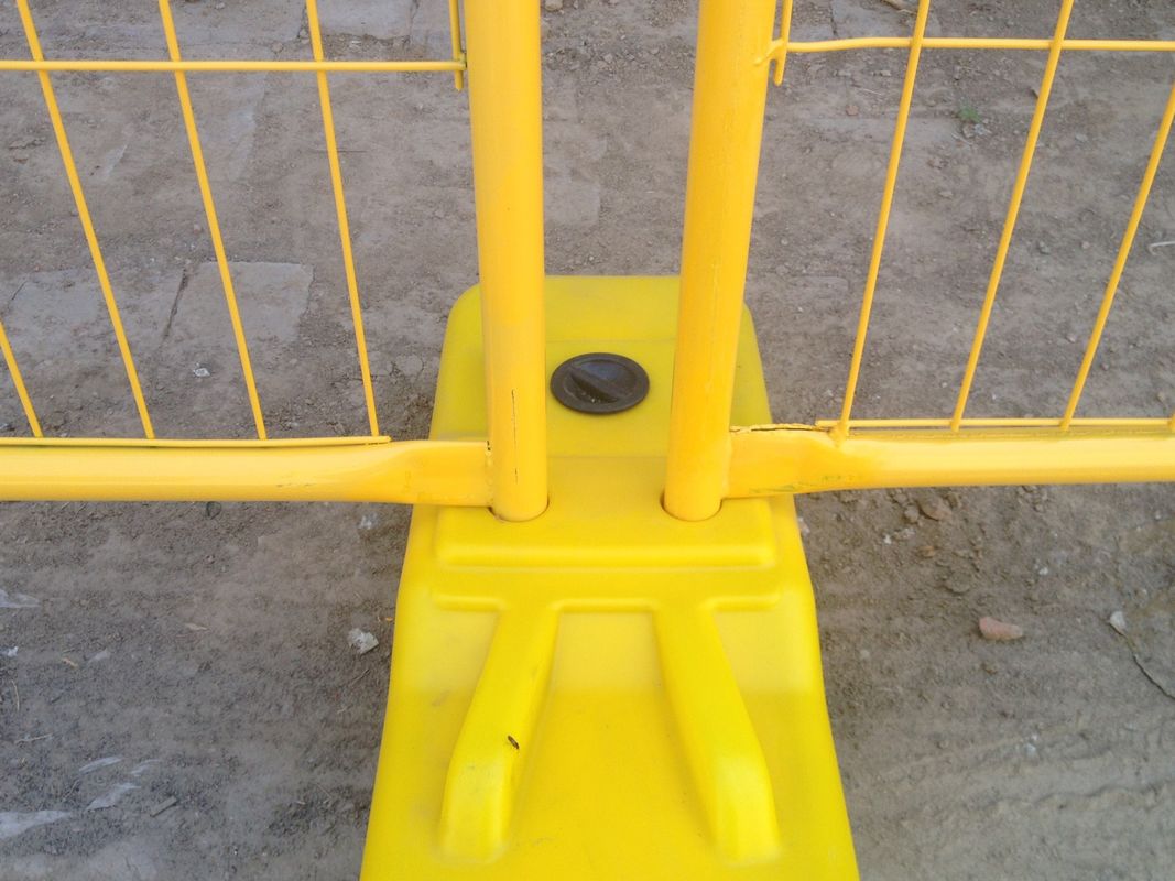 Construction Security Fence Panels tubing 40mm wall thick 1.40mm mesh 75mm*75mm*3.00mm Primer Standard NZS3750.15