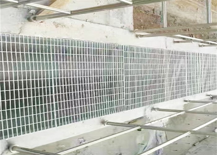 Hot Galvanized Heavy Duty Bar Grating Q235 Steel Trench Grates For Driveways