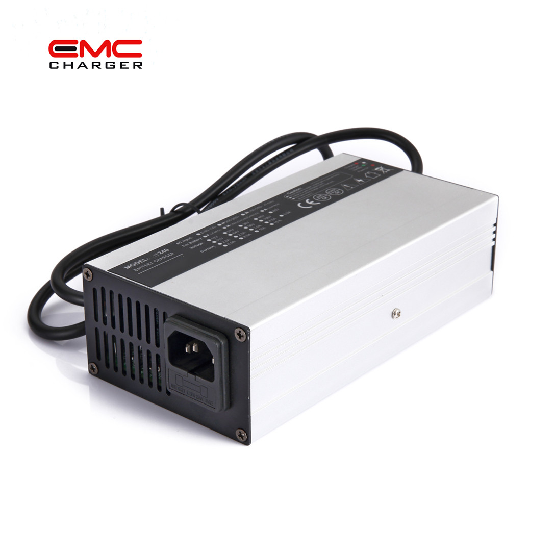 12V 10A Aluminium Alloy with Fan lithium battery charger for E-scooter CE