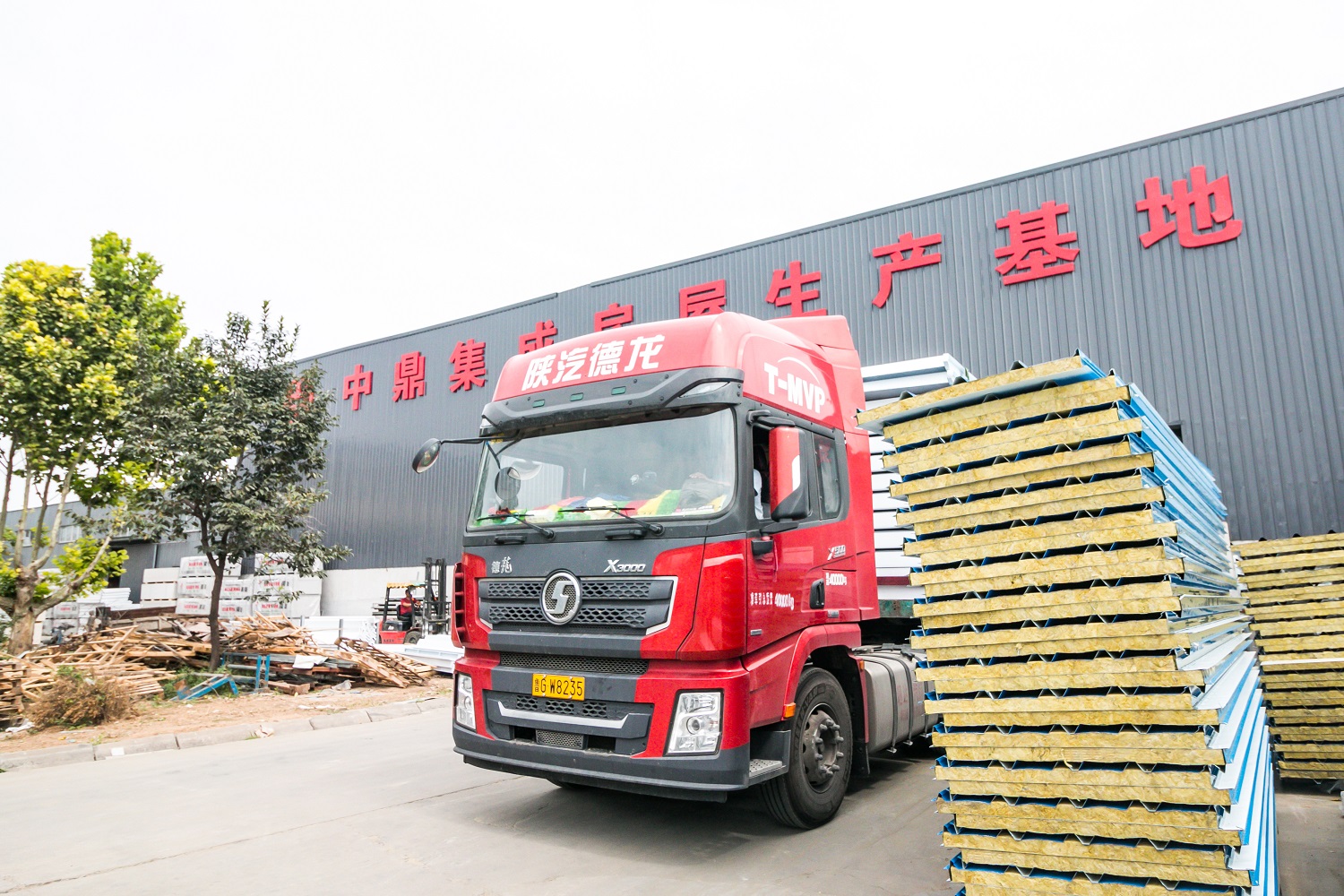 Detachable Prefabricated Container House with Toilet Customized Color OEM/ODM Support