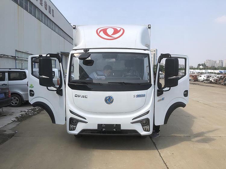 Dongfeng 6000kg Electric Cargo Truck with 350km Endurance Mileage and Pneumatic Brake