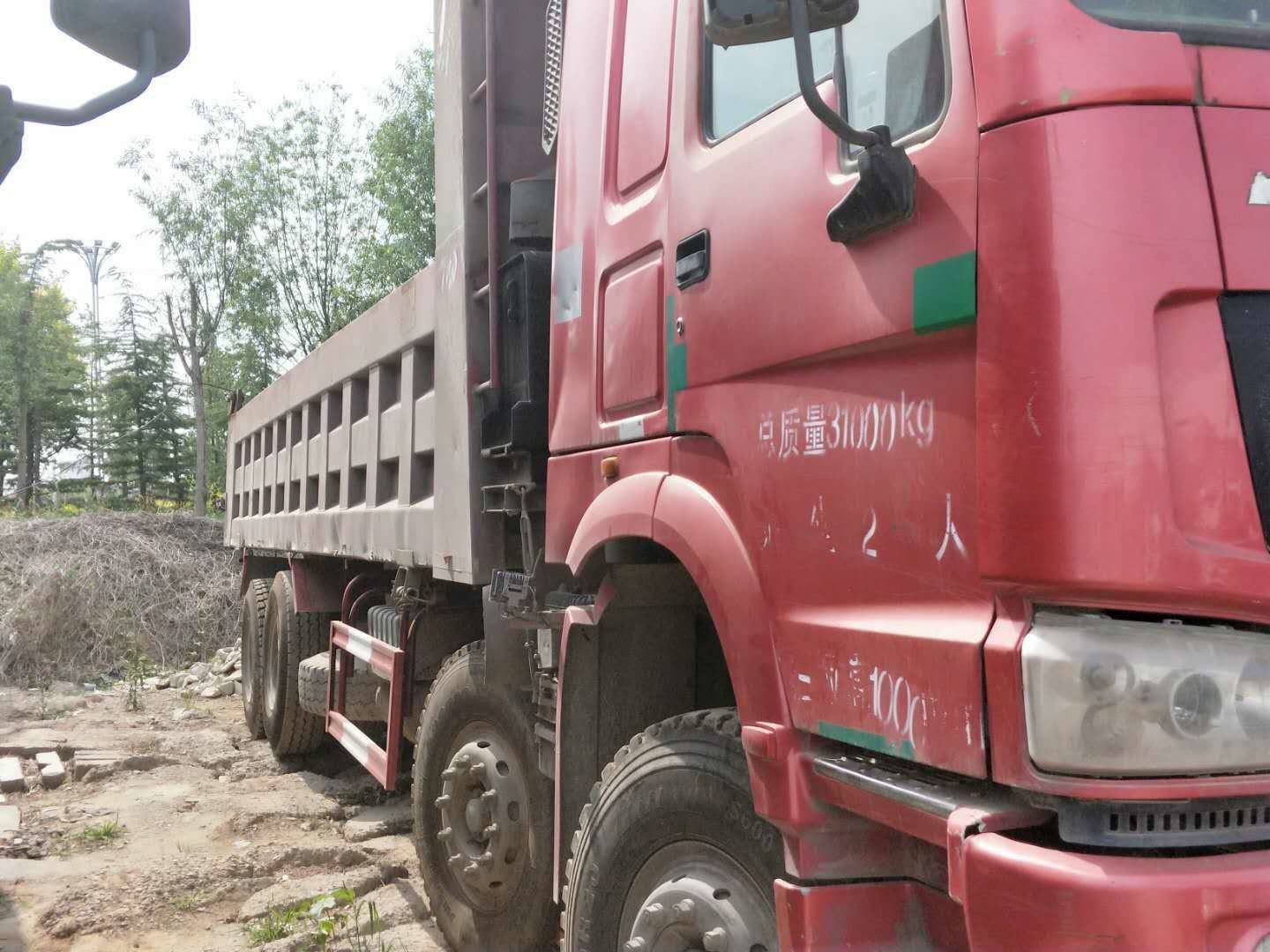 Popular Used Dump Trucks / 6x4 Dump Truck With HOWO Engine Euro III Emission Standard