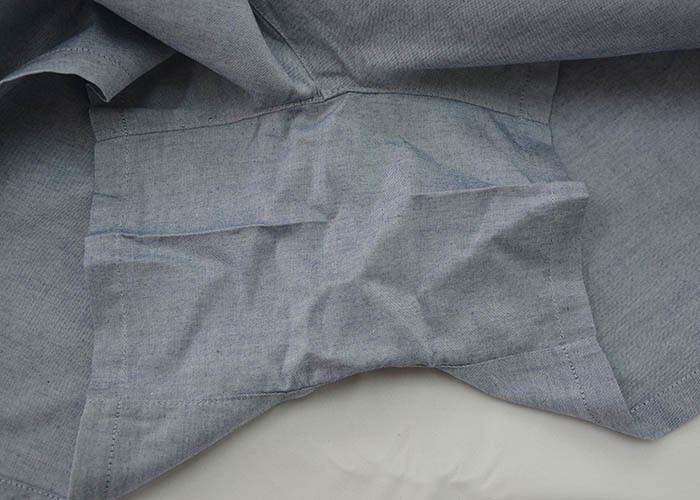 Men's 100% Cotton Chambray Short Functional Placket Button Side Splits