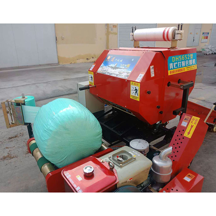 Diesel Corn Silage Wrapping Machine , Mini Round Hay Baler Machine For Dairy Farm