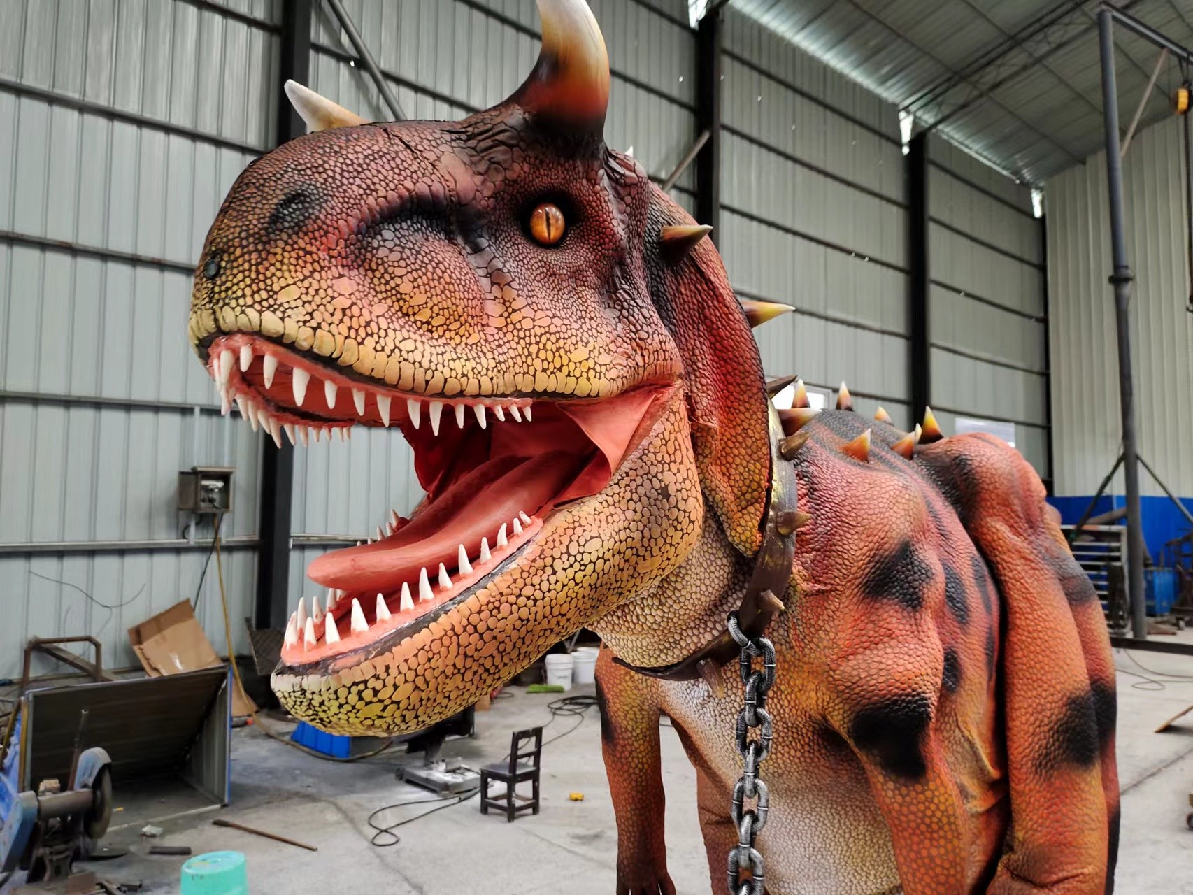 Adult Carnotaurus Hidden Leg Dinosaur Costume Model