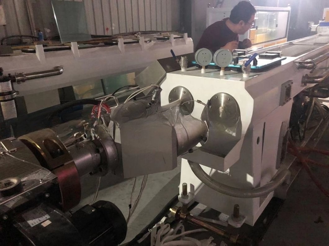 Price Plastic PVC Conduit Pipe Production Line/Electric Pipe Making Machine Equipment