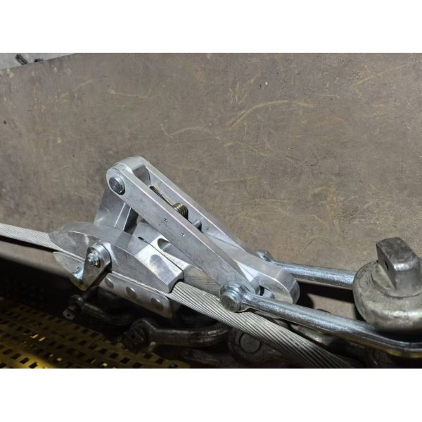 28mm Max Open High-Strength Forged Aluminum Alloy Come-Along Clamp with Corrosion-Resistant Construction for AAAC Conductors