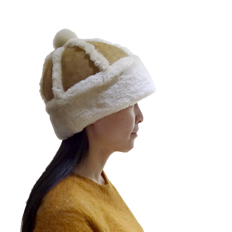 Sheepskin Winter Beanie Hats , Female Fur Headwear Beanie Plain Pattern