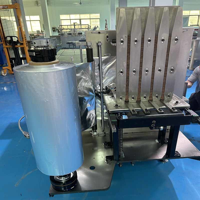 Touch Screen 4 Side Seal Packing Machine For 4 Lanes Military Compressed Biscuits
