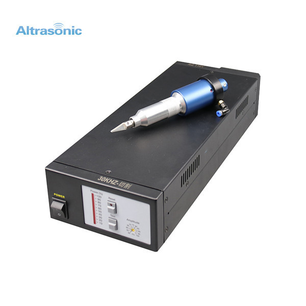 Air Cooling 30khz Ultrasonic Cutter 500W For Plastic