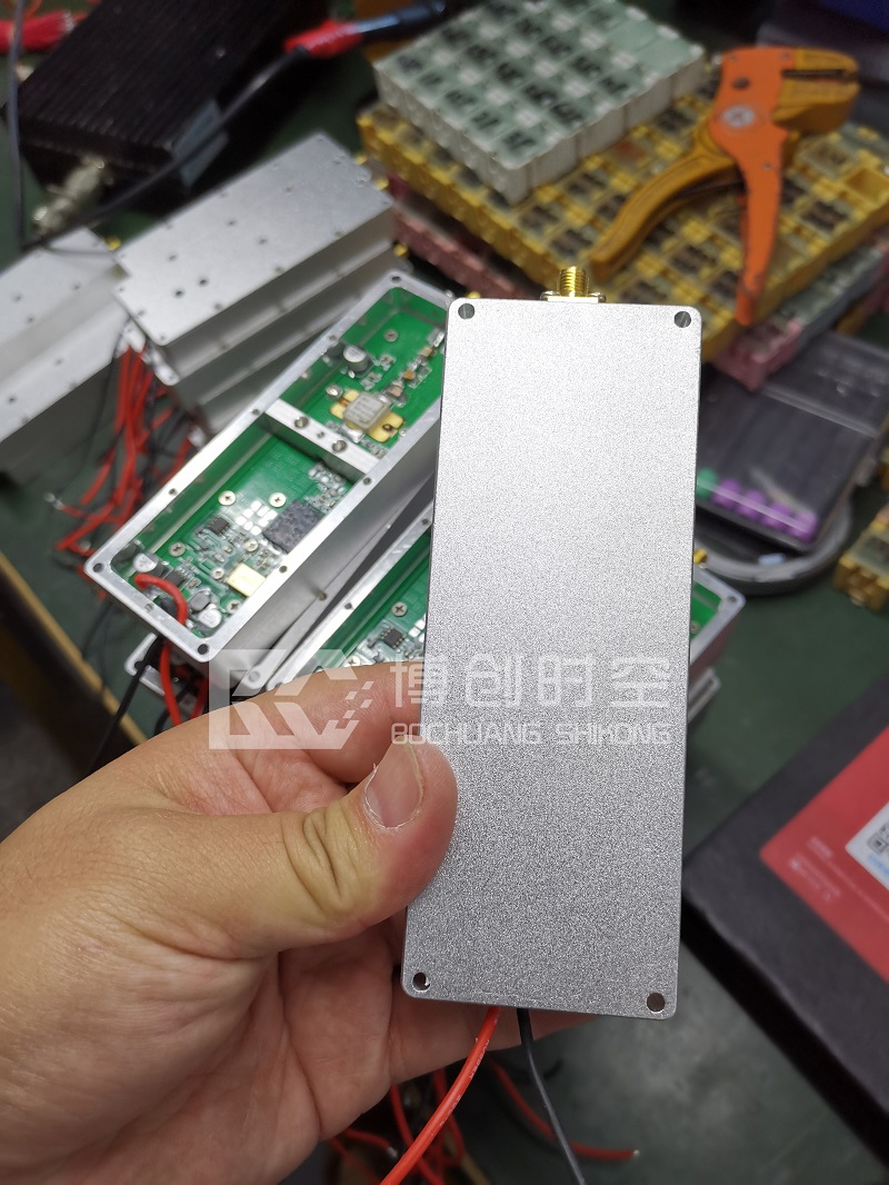 1800M mobile phone signal jammer module 920MHZ-965MHZ power is very strong 10-200 watts optional jammer module is optional