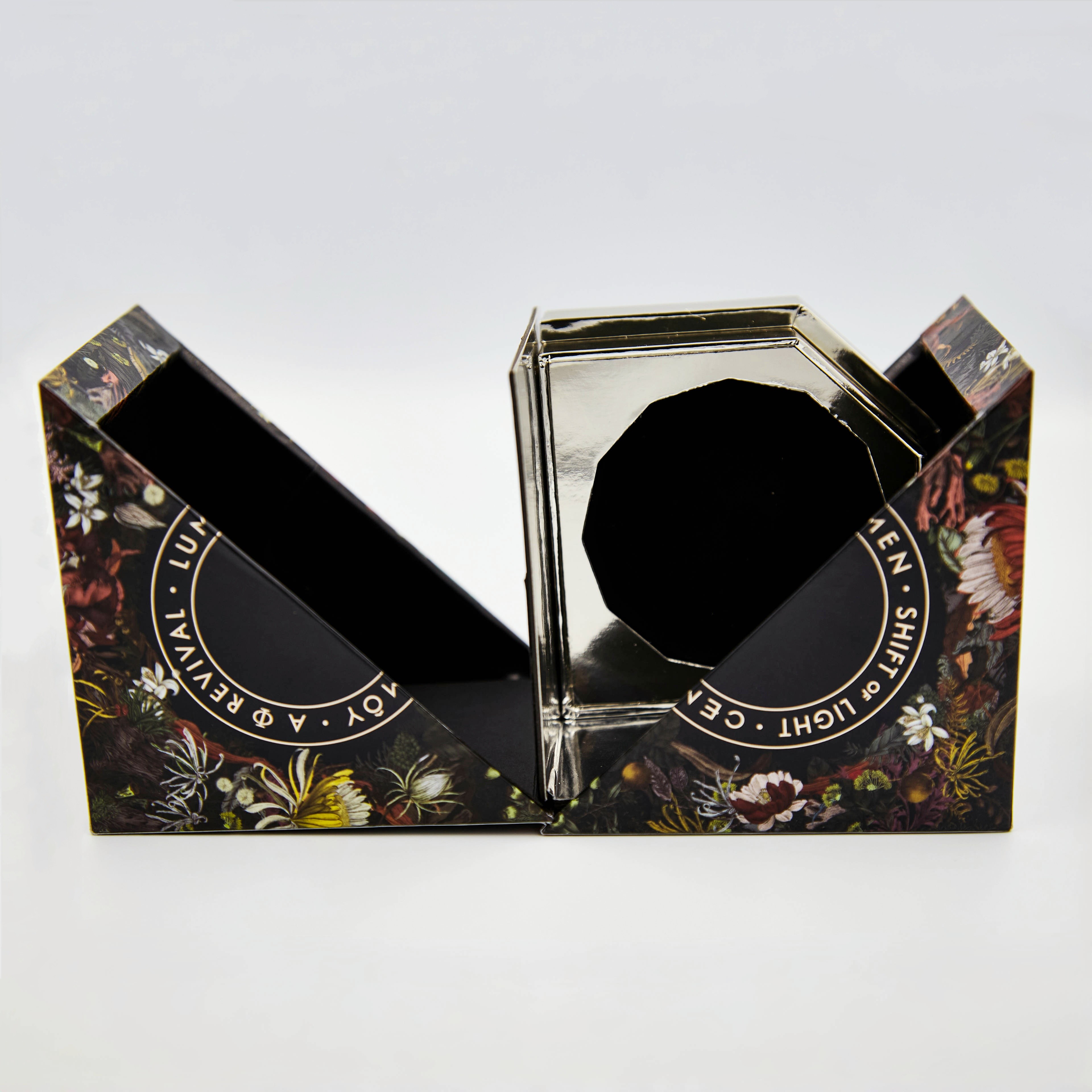 Custom Boxes With Logo Glossy Spot UV Coated Skincare Box Packaging With Sleeve