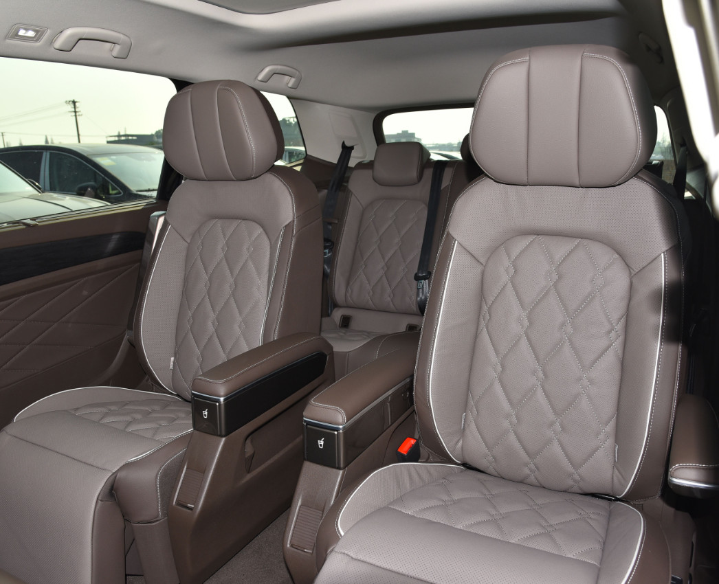 Volkswagen VW VILORAN 2023 330TSI Medium Large 5 Door 7 Seats MPV