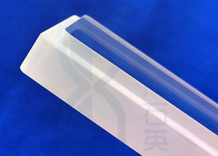 Custom Frosted Square Large 2.2g/Cm3 Quartz Glass Sheet