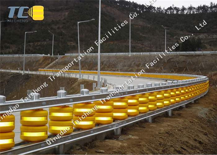 PU And PVC Rolling Guardrail Barrier ISO Standard