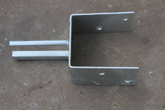 Jersey Barrier Bracket
