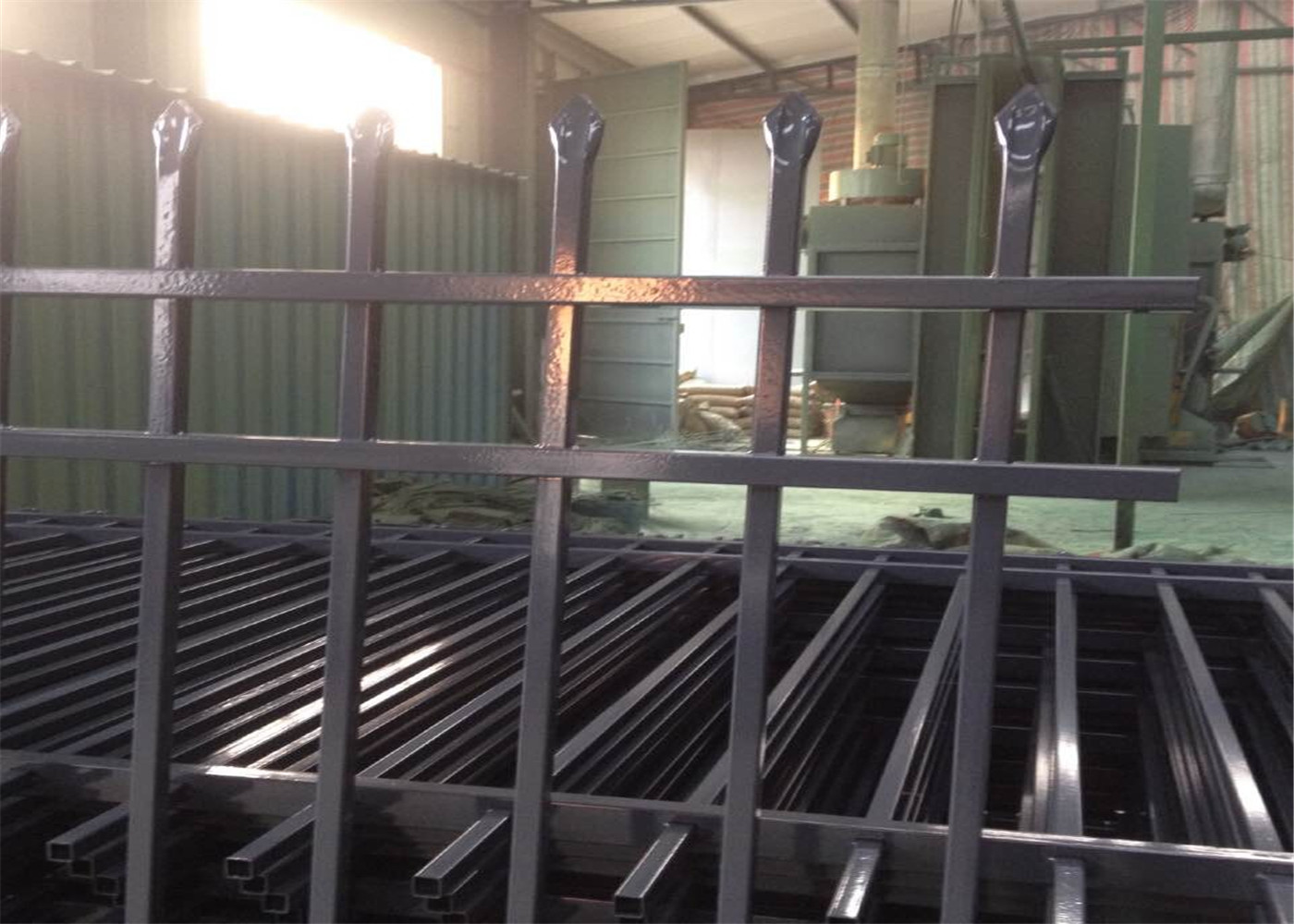 Garden using Spear top 1.8m(H)x2.4m(W) Hercules Security Fencing Stain any INTERPON colour Powder
