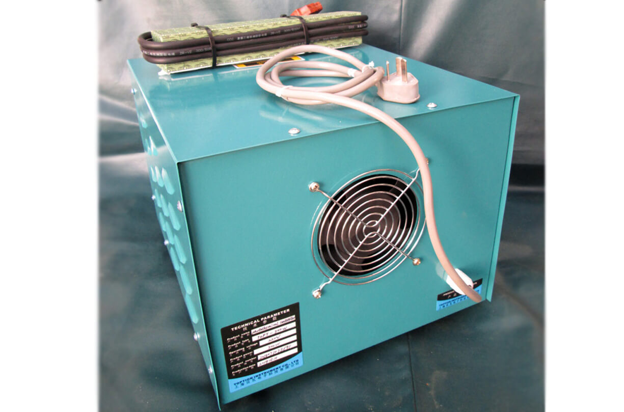 photochemical reactor controller backside